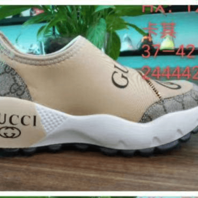 Sneakers For Women's